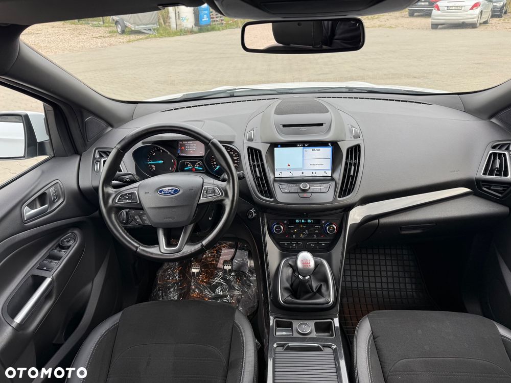 Ford Kuga 2.0 TDCi 4x4 ST-Line - 25