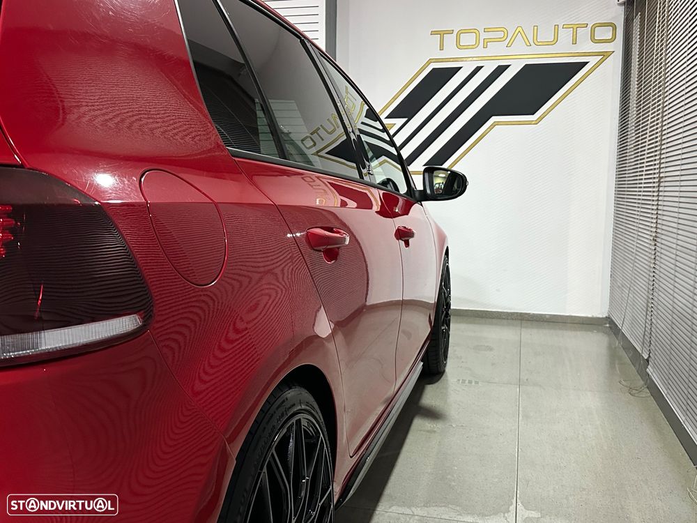 VW Golf 2.0 GTI adidas - 13