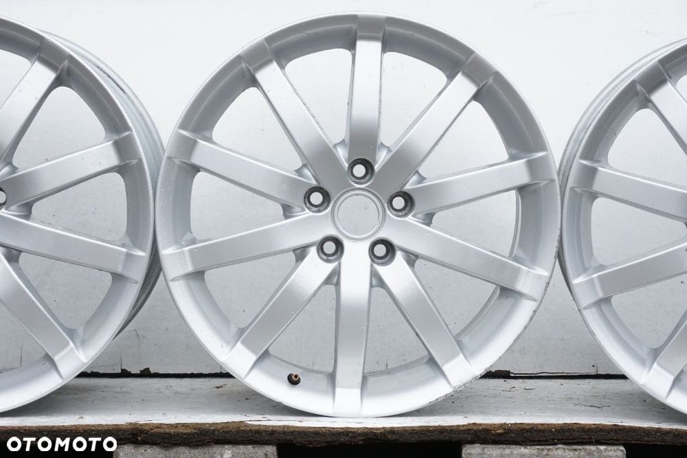 Aston Martin 5x114,3 19 8,5J et50,3 9,5J et62,5 - 8