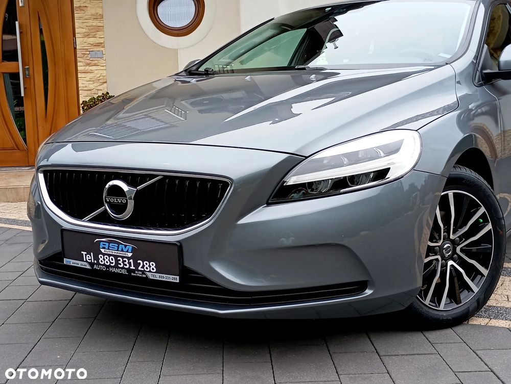 Volvo V40 D2 Momentum - 22