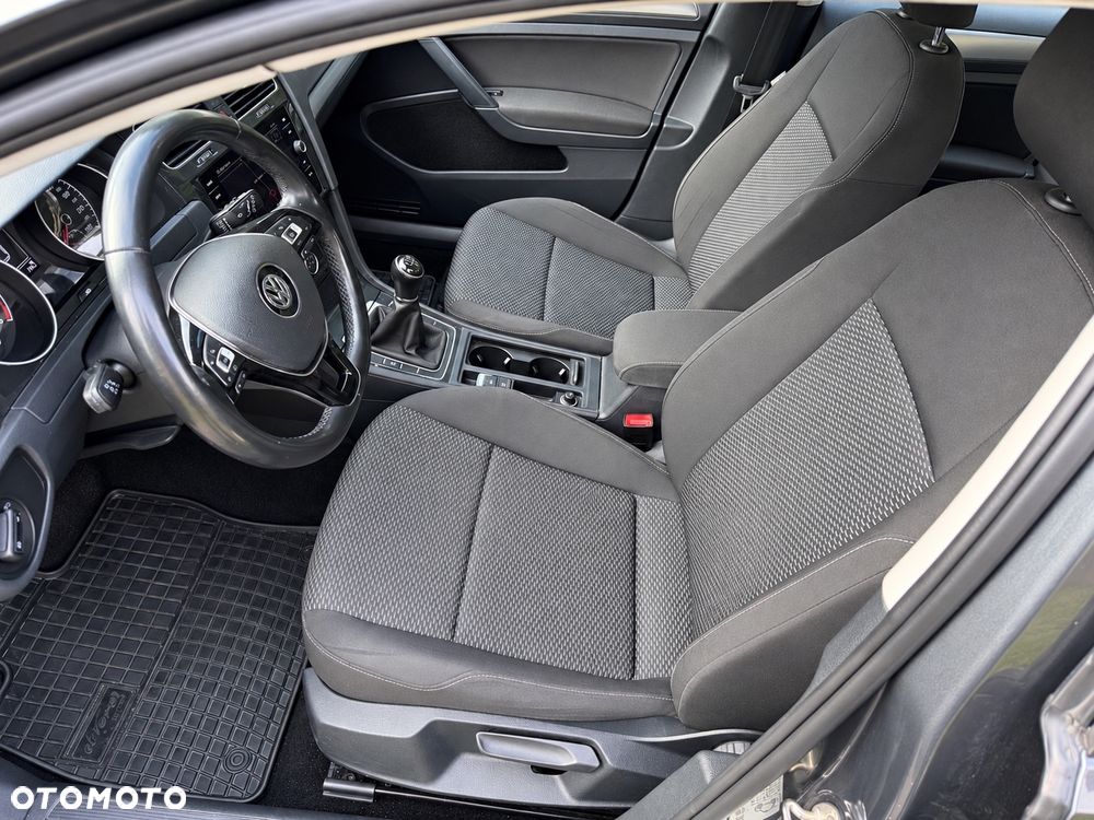 Volkswagen Golf 1.6 TDI SCR Comfortline - 13