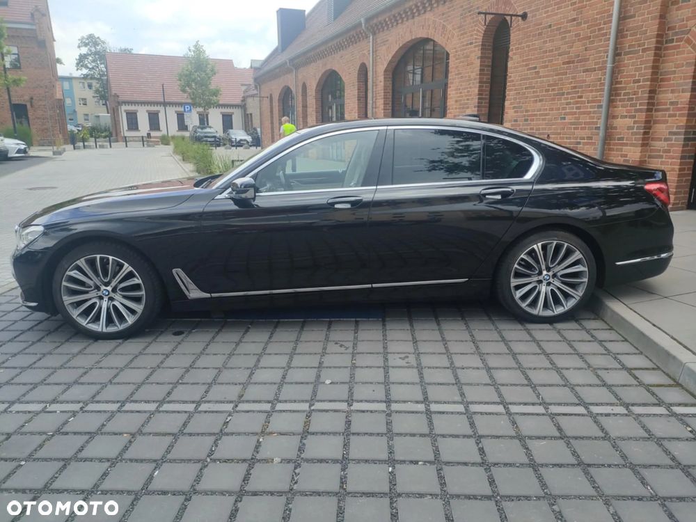 BMW Seria 7 730d xDrive - 15