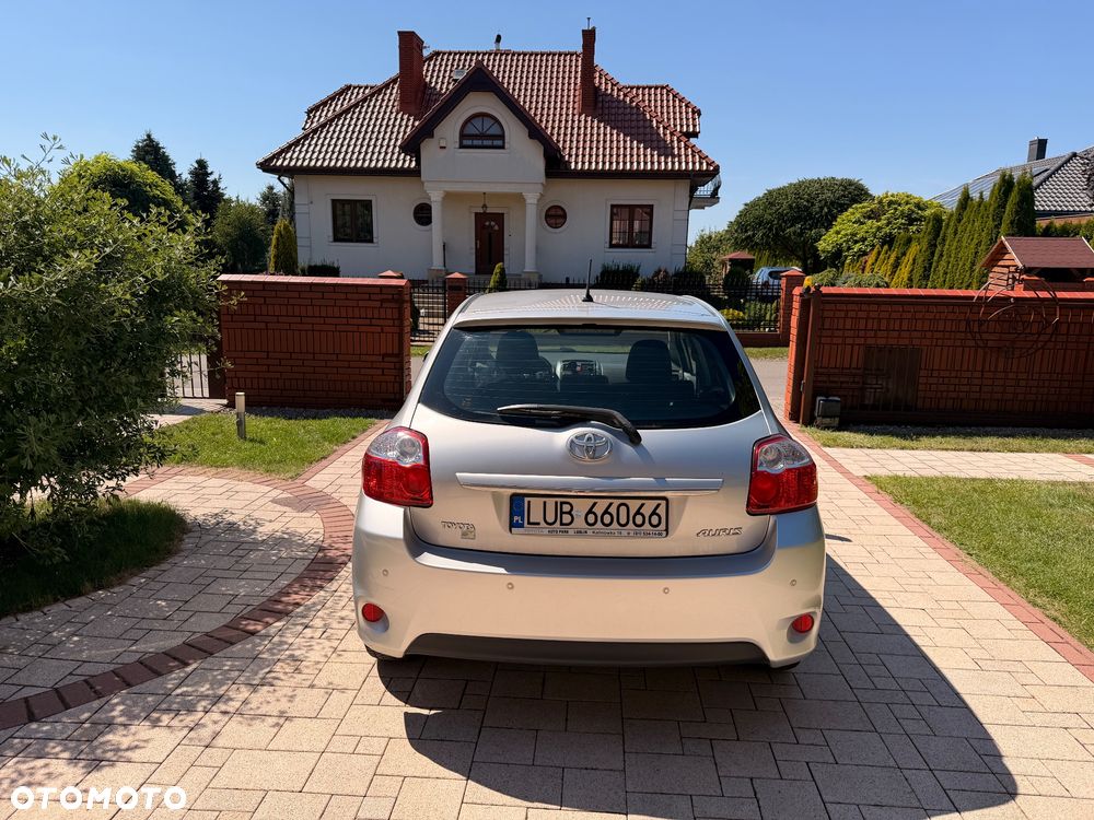 Toyota Auris 1.33 VVT-i Active - 3