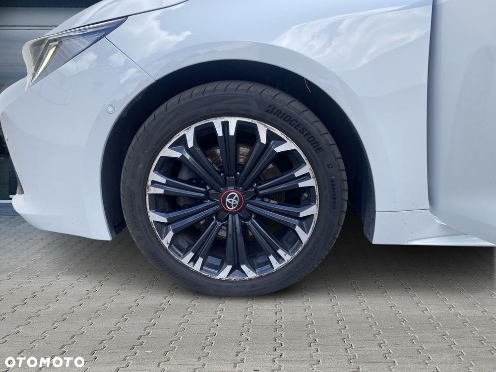 Toyota Corolla 2.0 Hybrid GR Sport - 27