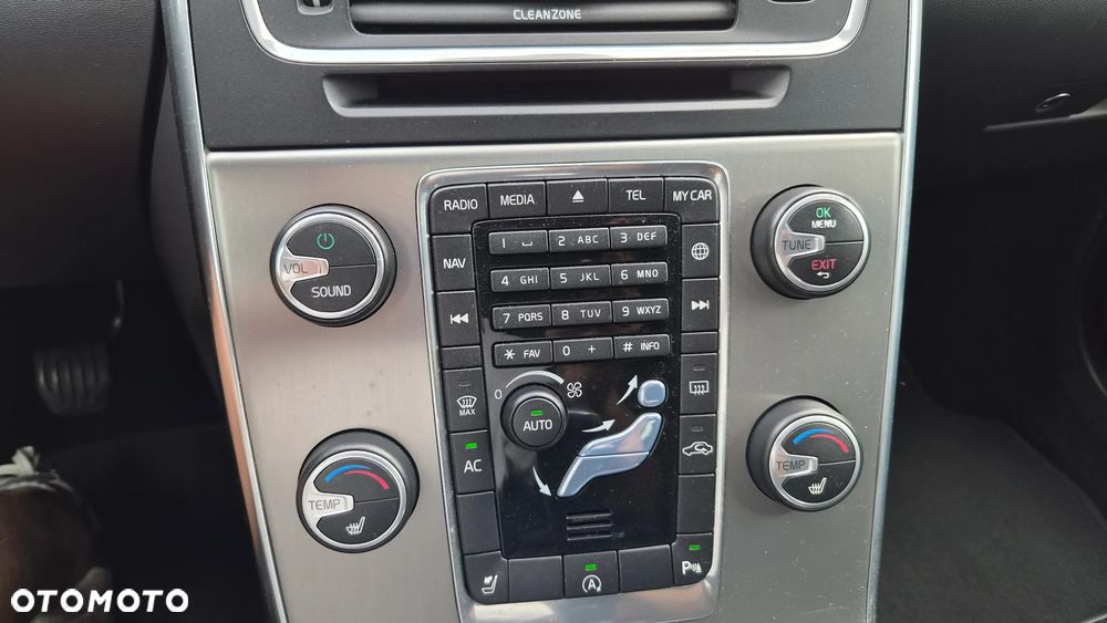 Volvo V60 D2 Kinetic - 17