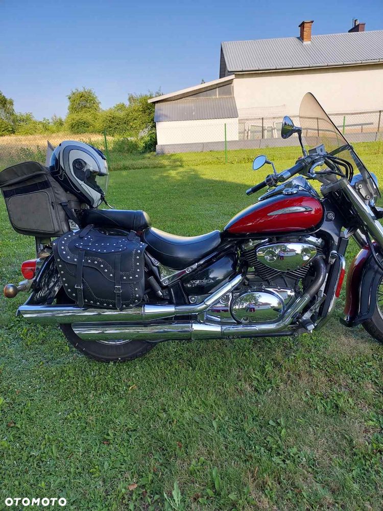 Suzuki VL 800 Volusia - 1