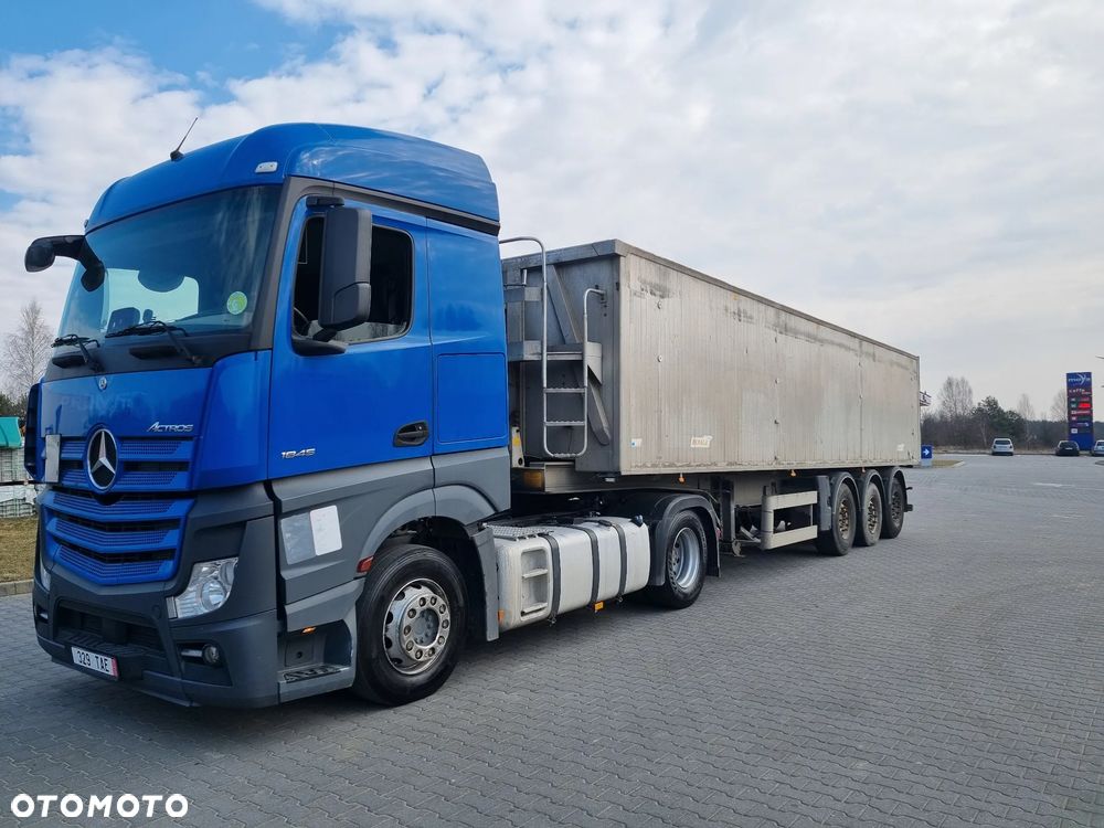 Mercedes-Benz 1845 - 2