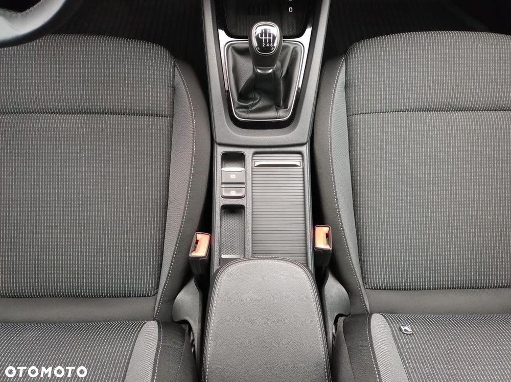 Skoda Octavia 1.5 TSI Selection - 19