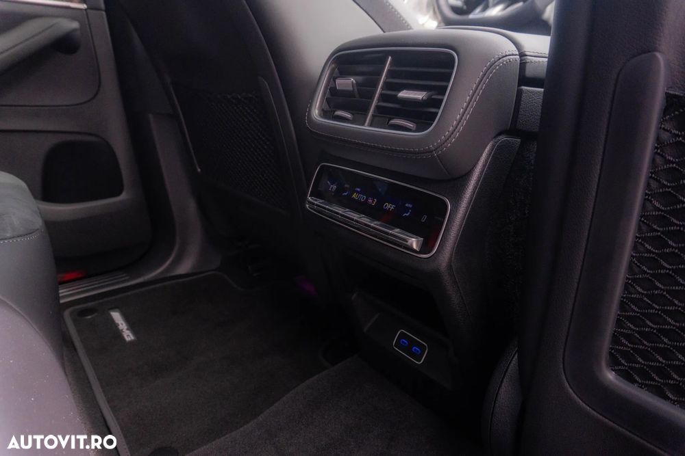 Mercedes-Benz GLE Coupe AMG 53 PHEV - 38