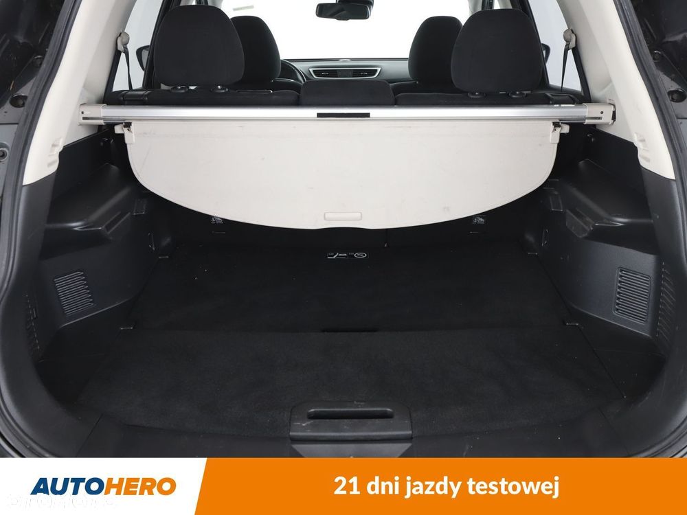 Nissan X-Trail - 17