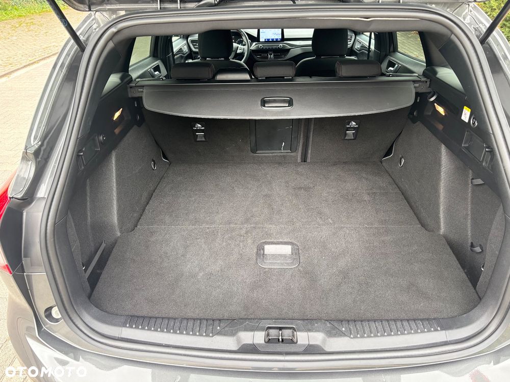 Ford Focus Turnier 1.5 EcoBlue Start-Stopp-System ST-LINE - 39
