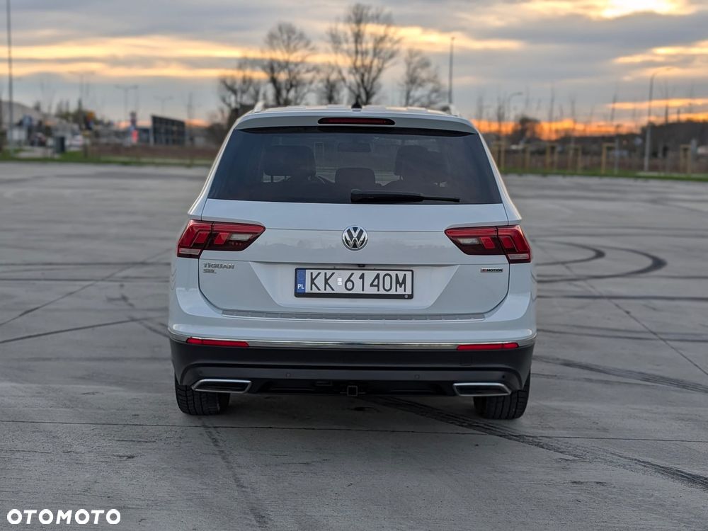 Volkswagen Tiguan - 16