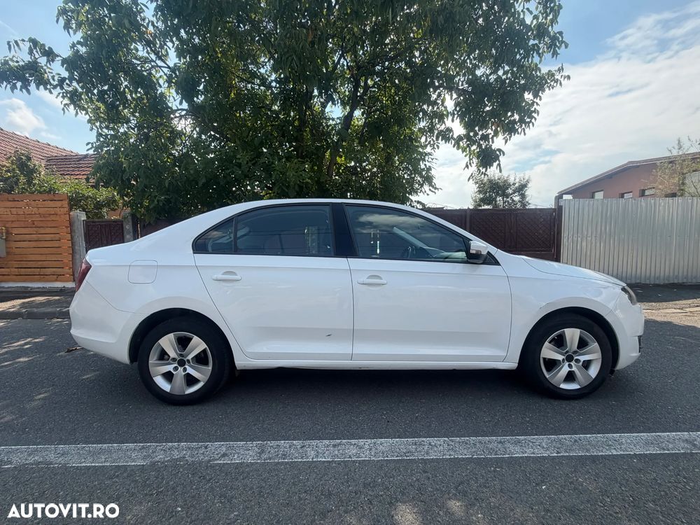 Skoda RAPID 1.4 TDI DSG Style - 4