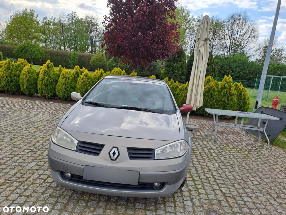 Renault Megane 1.6 Coupe-Cabriolet Confort Authenique - 2