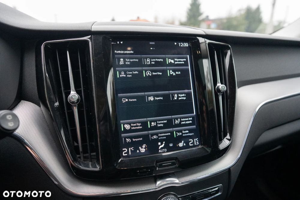 Volvo XC 60 D4 AWD Geartronic Inscription - 21