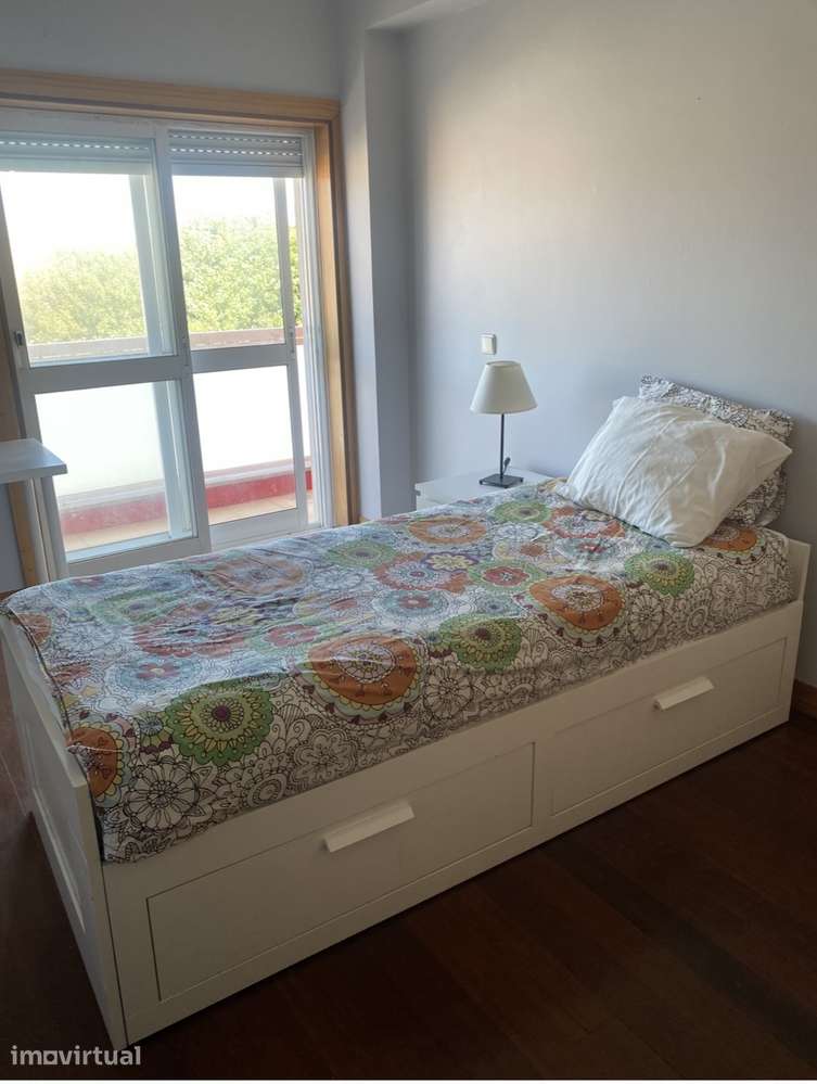 Quarto Individual em Matosinhos Leça da Palmeira com Internet - Grande imagem: 2/5
