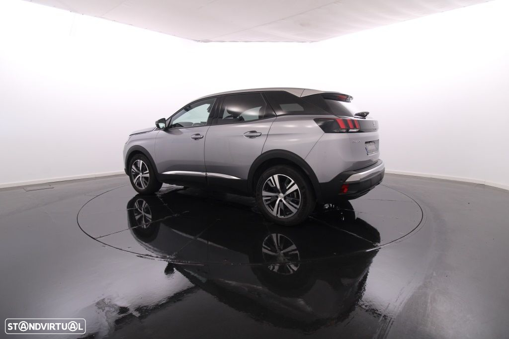 Peugeot 3008 1.5 BlueHDi Allure Pack EAT8 - 4