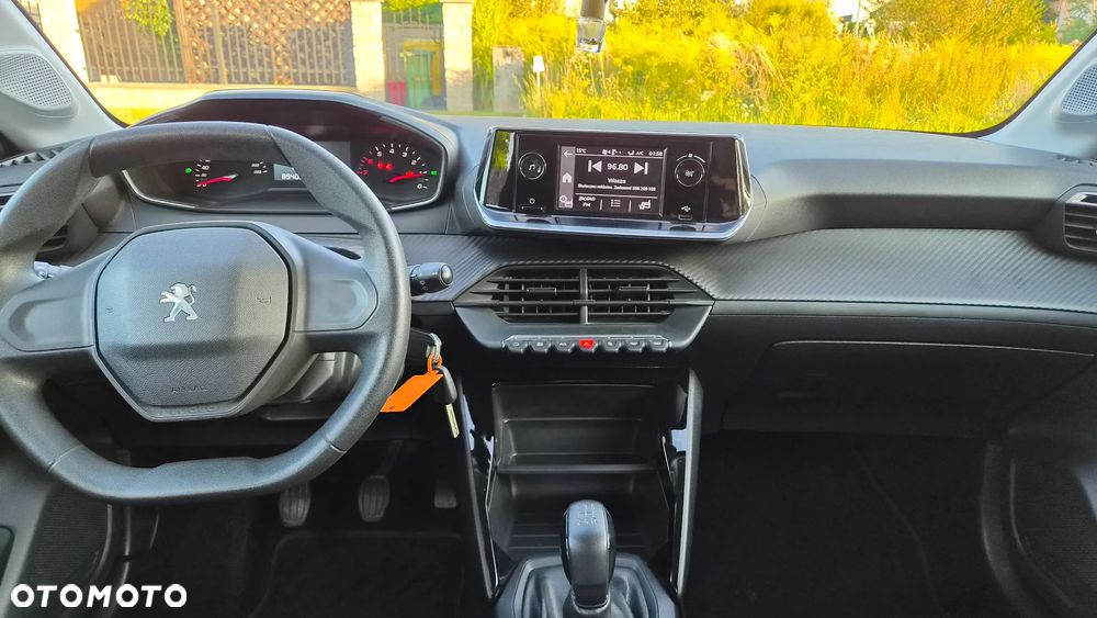 Peugeot 208 - 9