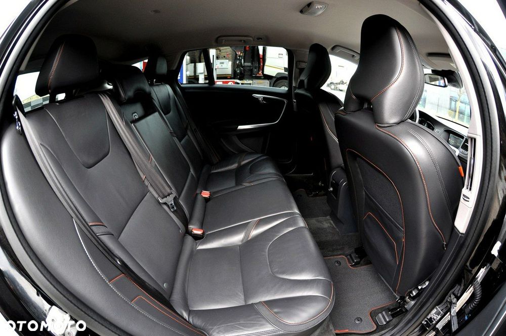 Volvo V60 D2 Ocean Race - 19