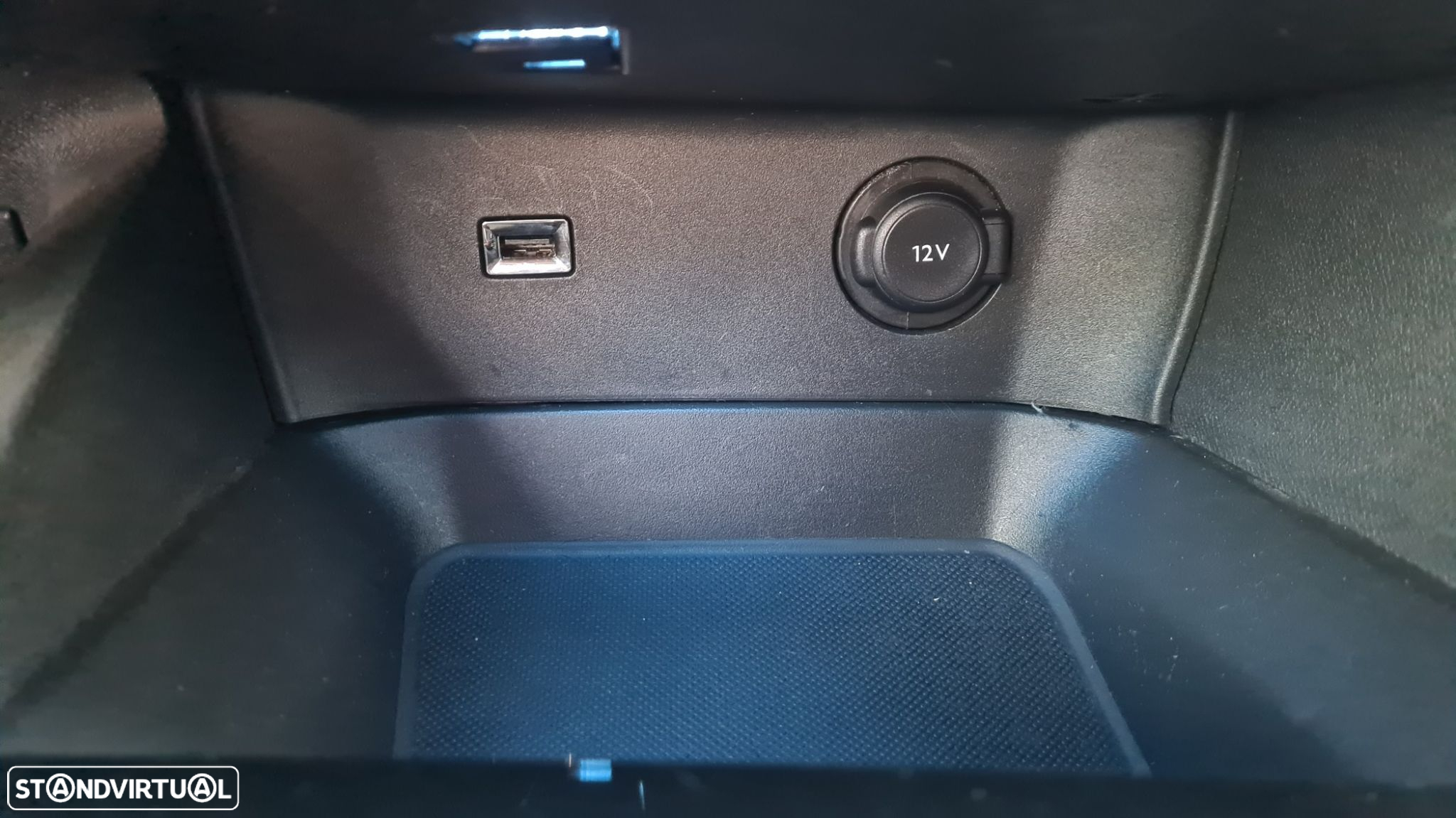 Peugeot 3008 1.5 BlueHDi Active - 37