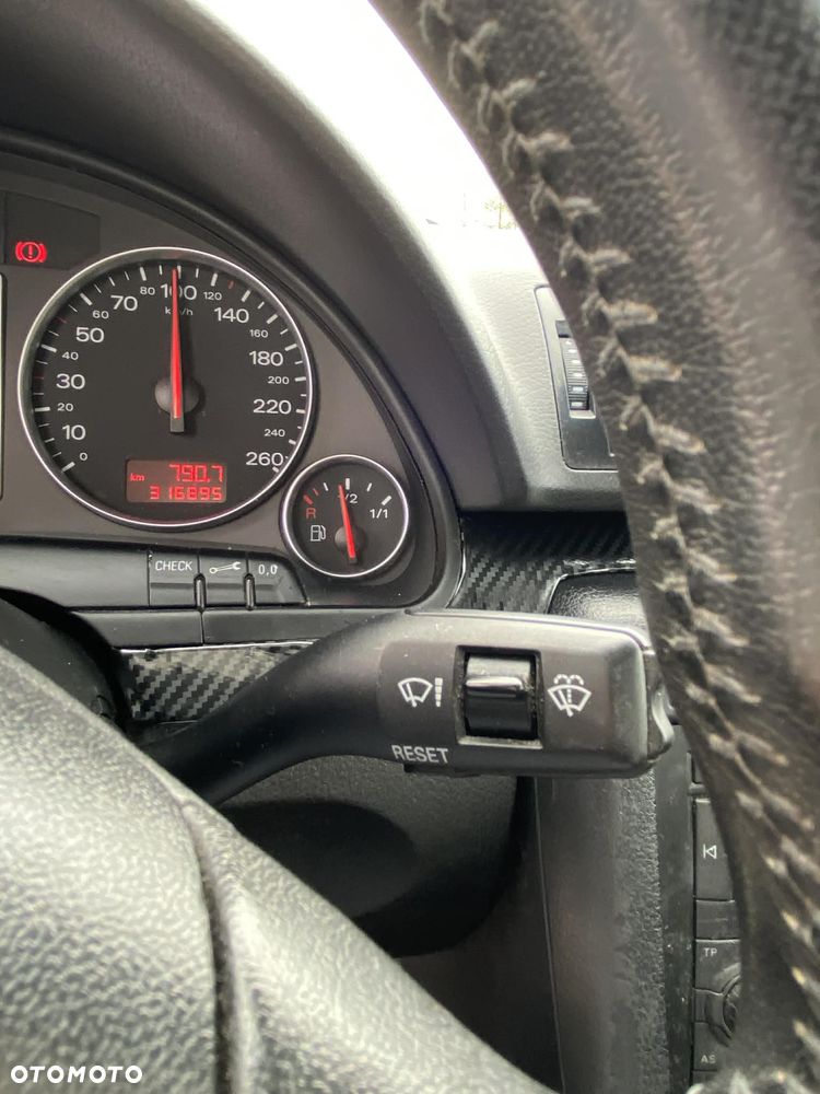 Audi A4 Limousine - 20