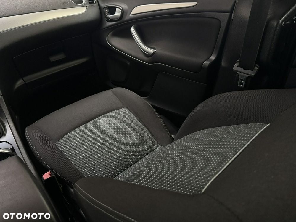 Ford Galaxy 2.0 TDCi Titanium - 22