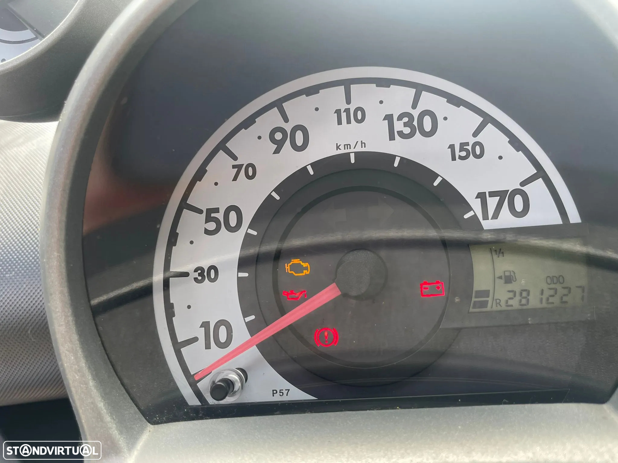 Peugeot 107 1.0 Black&Silver - 16