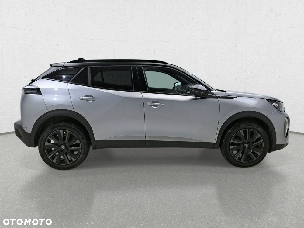 Peugeot 2008 - 8