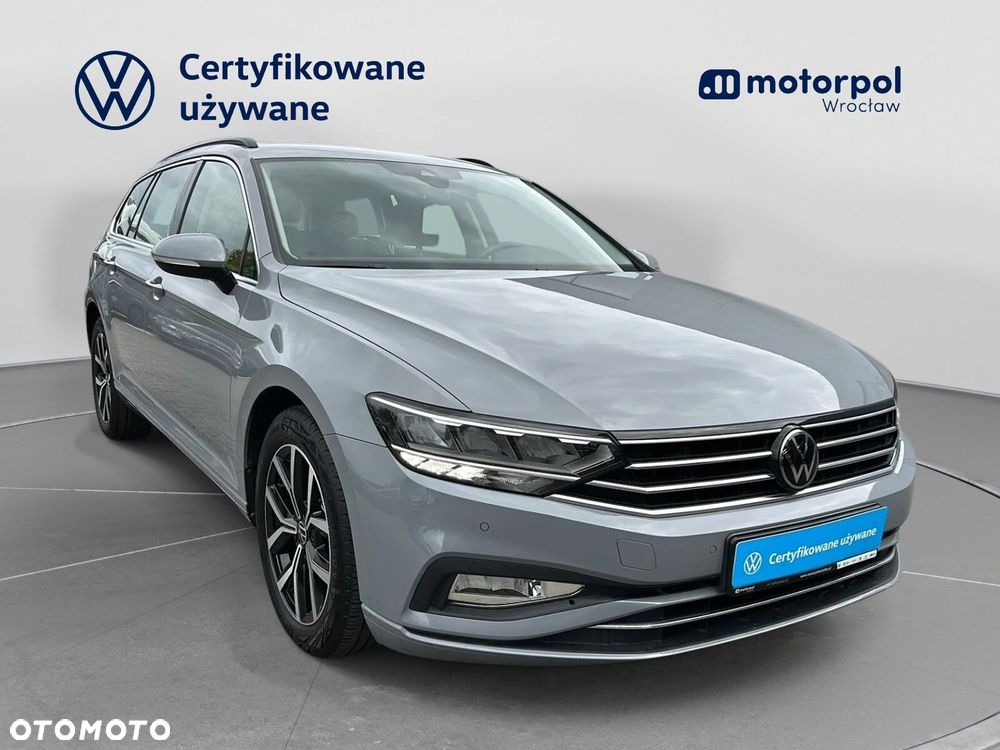 Volkswagen Passat - 14