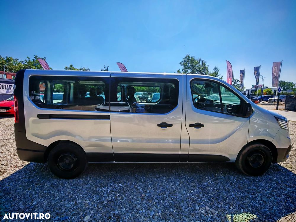 Renault Trafic 2.0 Blue dCi 110 S&S L1 8+1 Zen - 8