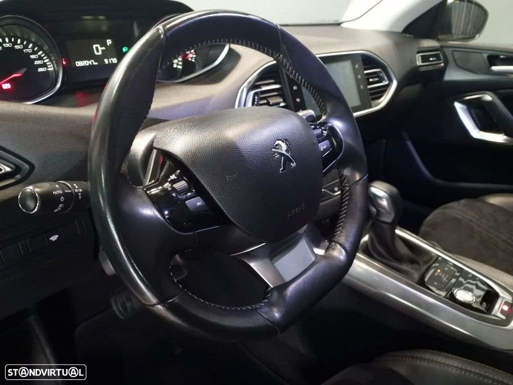 Peugeot 308 SW 2.0 BlueHDi Allure J18 EAT6 - 30