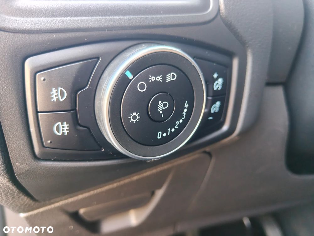 Ford Focus - 24