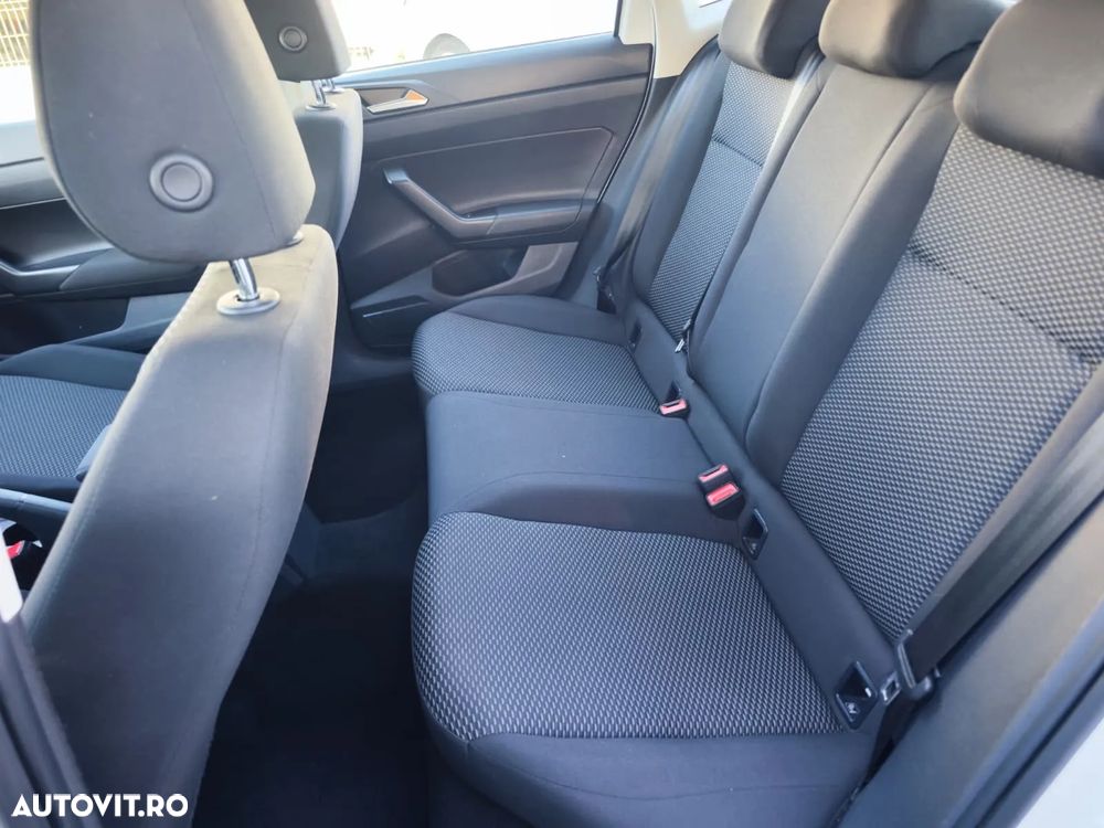 Volkswagen Polo 1.0 MPI Base - 12