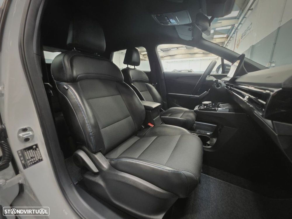 MG MG4 64 kWh Luxury - 16