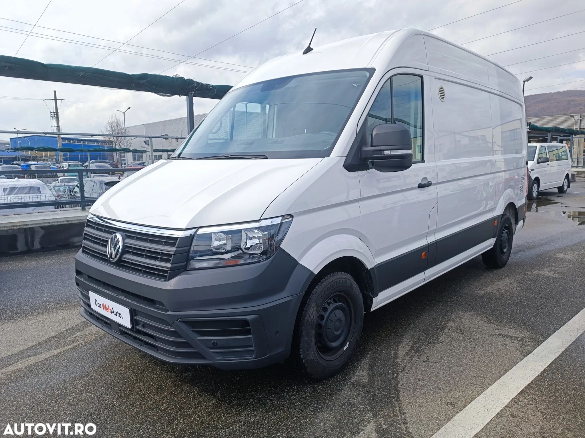 Volkswagen Crafter - 1