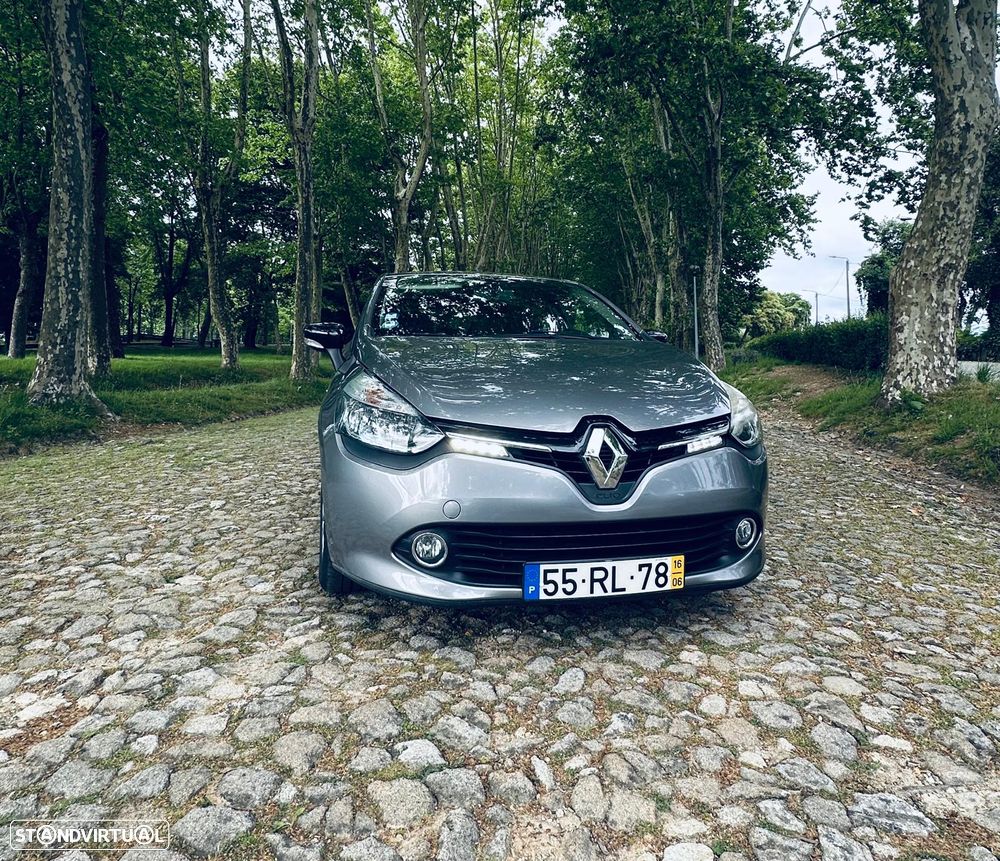 Renault Clio 1.5 dCi Limited EDition - 9