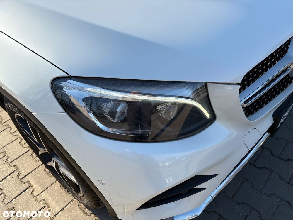 Mercedes-Benz GLC - 34