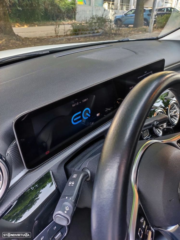 Mercedes-Benz A 250 Limousine e 8G-DCT Progressive - 11