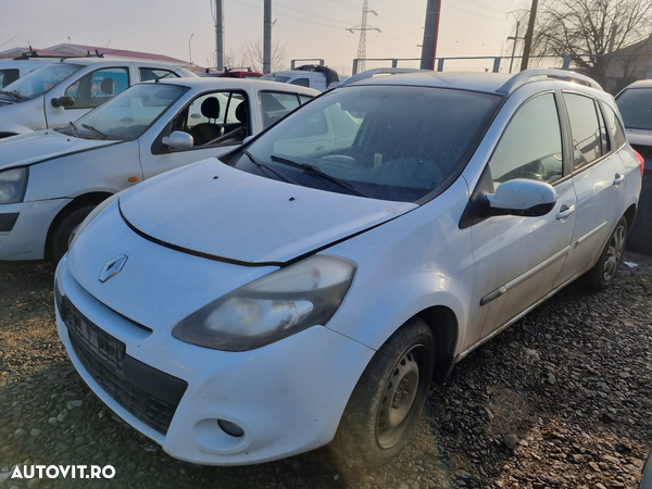 Dezmembram Renault Clio 3 Facelift, an 2011, 1.5 DCI euro 5, cutie manuala 5+1