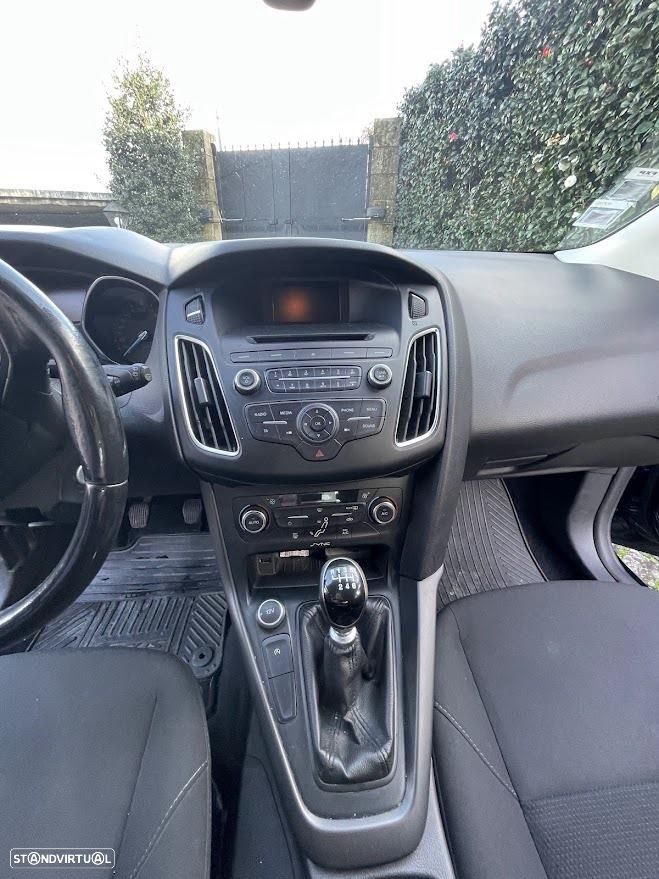 Ford Focus 1.5 TDCi ST-Line - 15