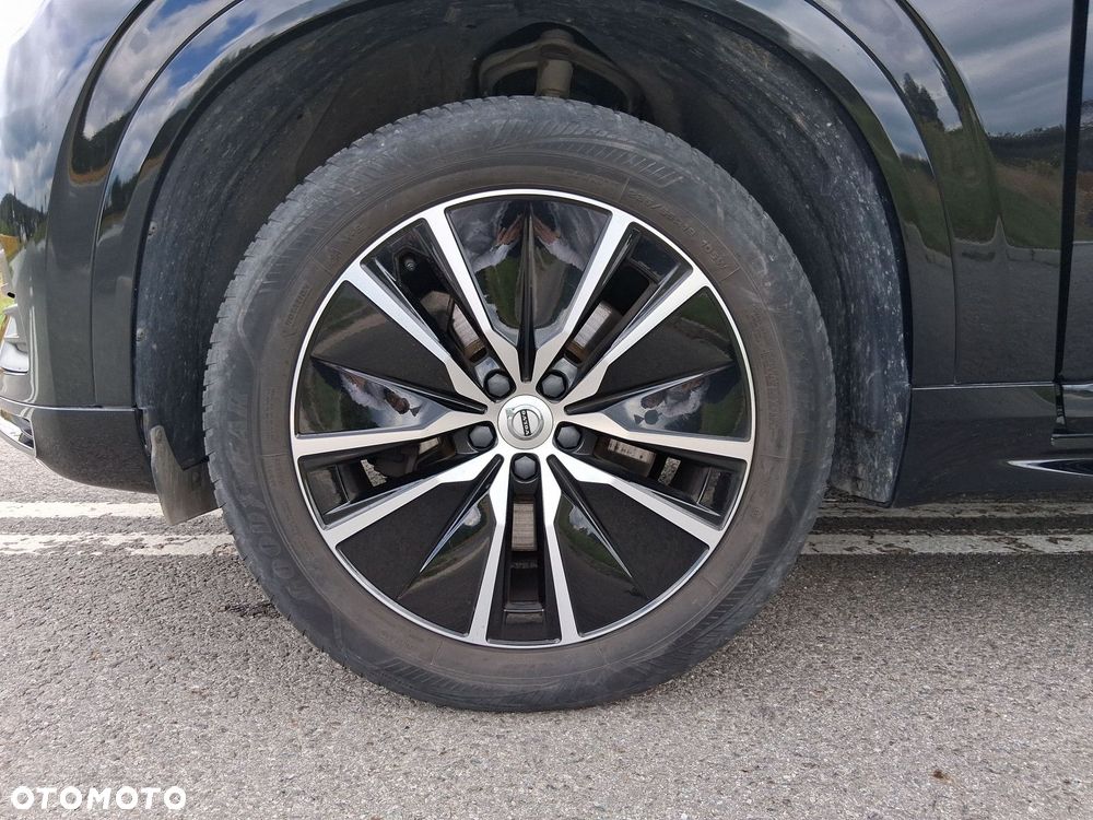 Volvo XC 90 - 31