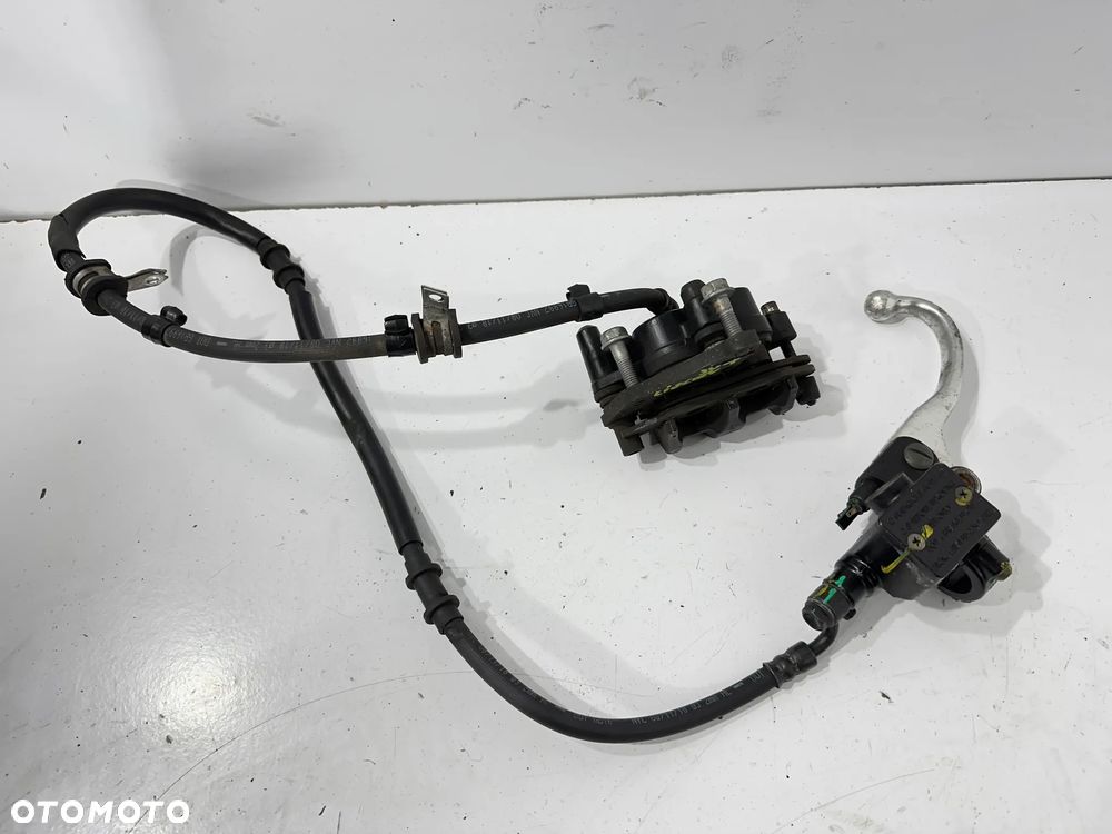 Zacisk pompa przód Piaggio Liberty 50 16-22r. - 1