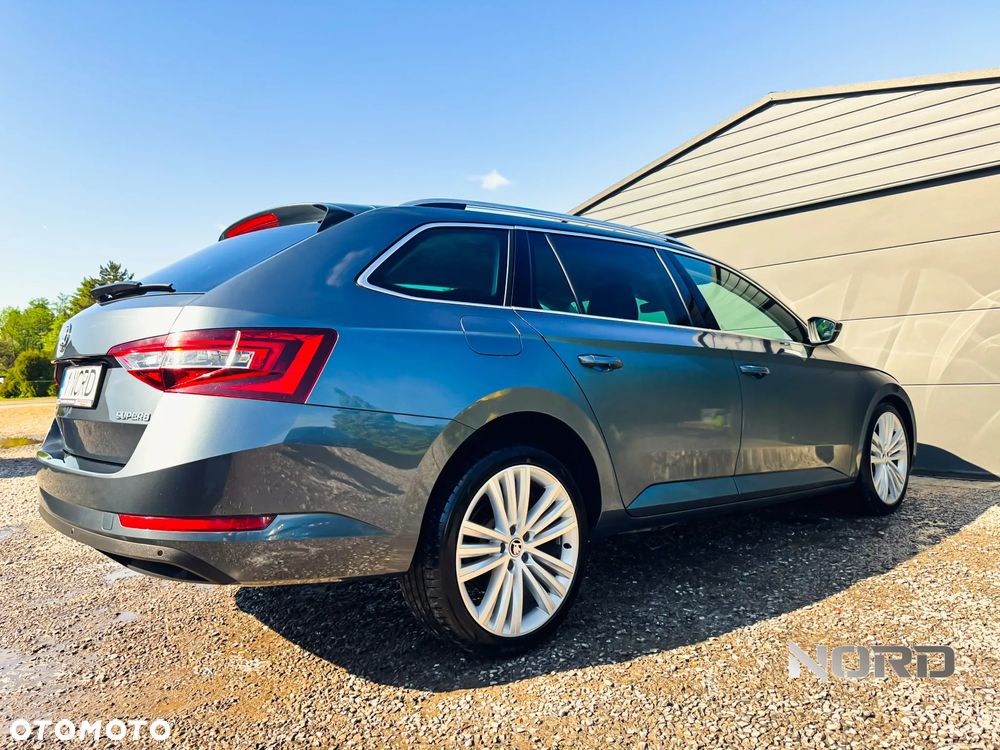 Skoda Superb 2.0 TDI DSG Style - 10