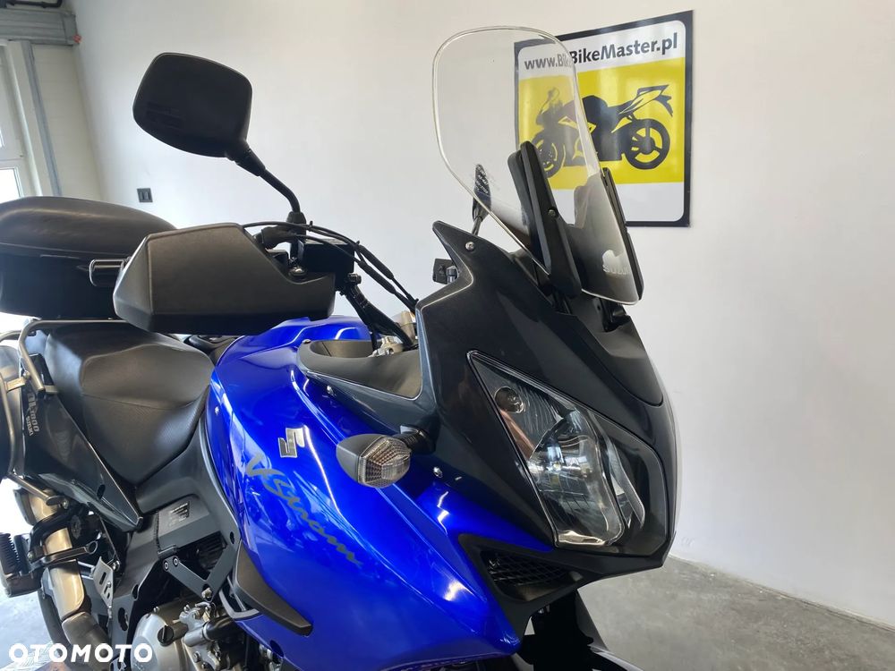 Suzuki V-STROM - 25