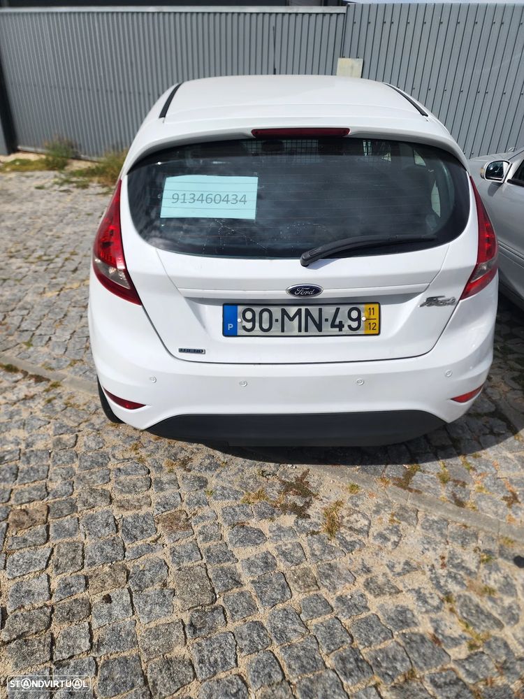 Ford Fiesta 2011 photo 4