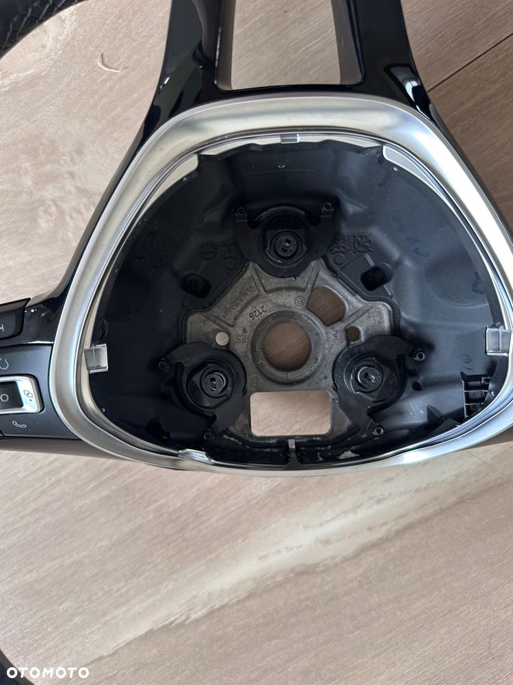 Kierownica multifunkcyjna skóra VW Tiguan II 5N - 4