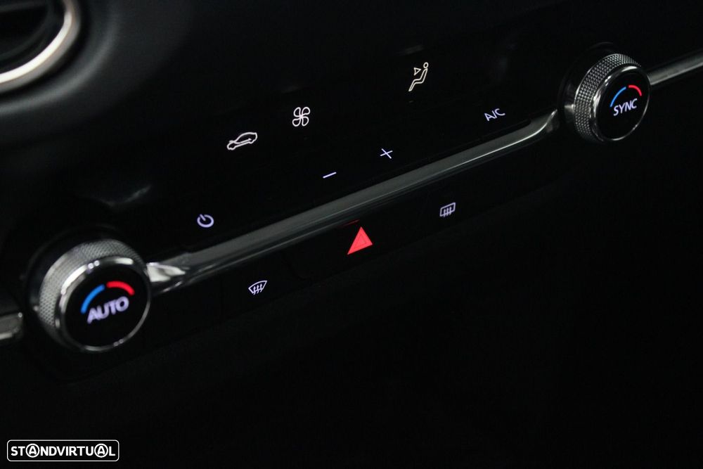 Mazda CX-30 2.0 Sky-G Evolve i-Active - 18