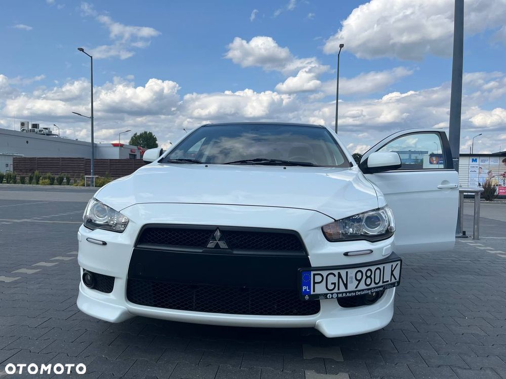 Mitsubishi Lancer - 3