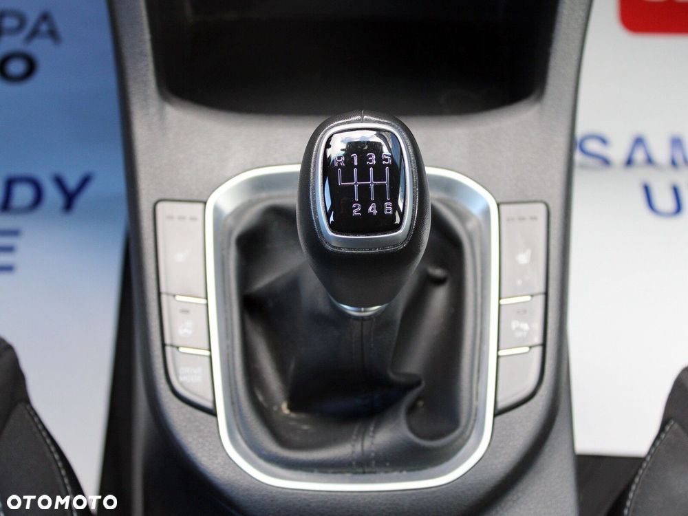 Hyundai i30 1.5 T-GDI 48V Smart - 21