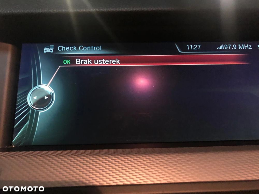 BMW Seria 5 528i xDrive - 10